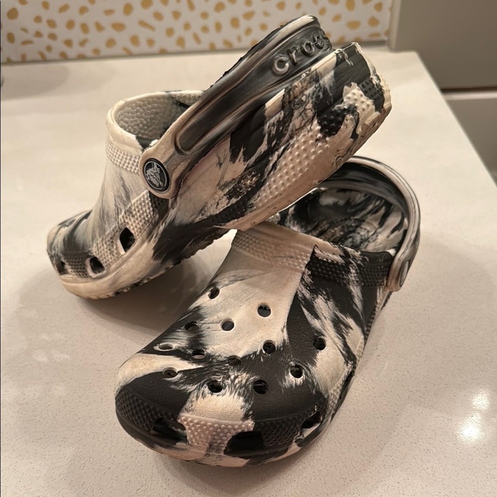 CROCS Black and White Slippers Comfortable Slip-On Design